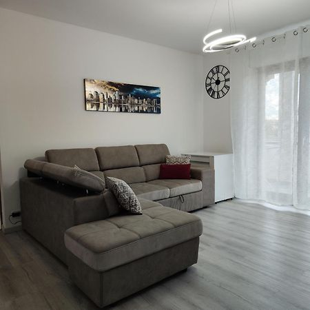 Sempione Apartment 라이나테 외부 사진